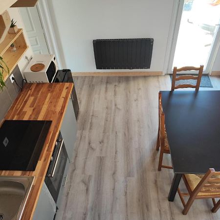 Petit Coin De Bonheur Studio Neuf Avec Terrasse Et Parking Prive A 5Mins Du Centre-Ville La Mure  Exteriör bild